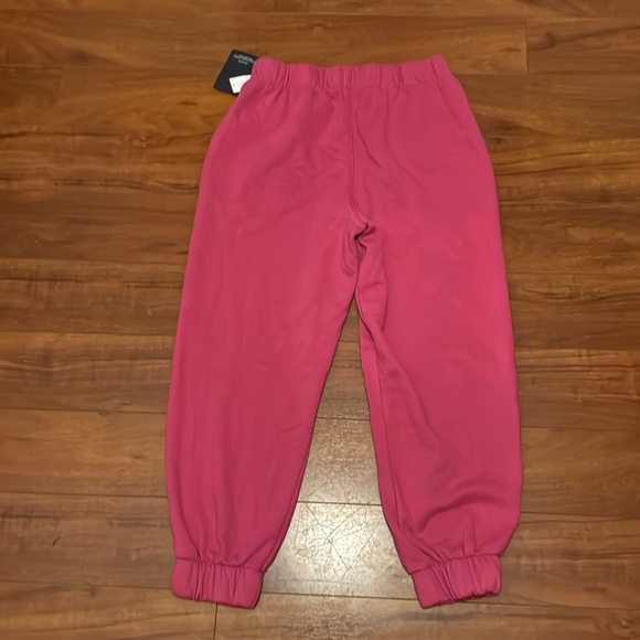 NWT Gap Vintage Soft Joggers - Picture 2 of 5